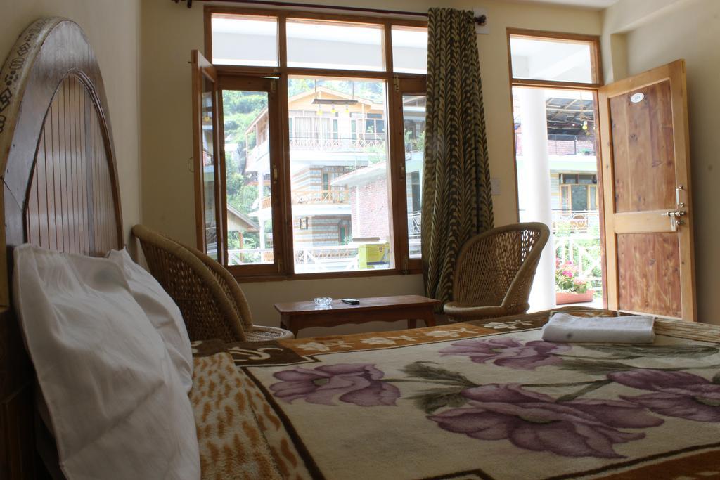 Om-Shanti Villa Manali (Himachal Pradesh) Exterior photo
